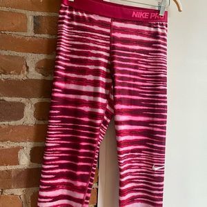 NIKE tiger stripe pink women capri leggings size L
